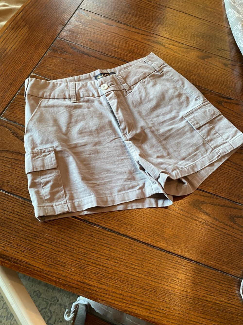 United By Blue XS Khaki Cargo Shorts 13"W x 12/13"L (Darker One)